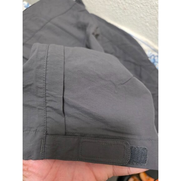 REI Co-O Women's Gray Convertible Hiking Pants Size 12 Lightweight Nylon Zip-Off - Picture 10 of 12